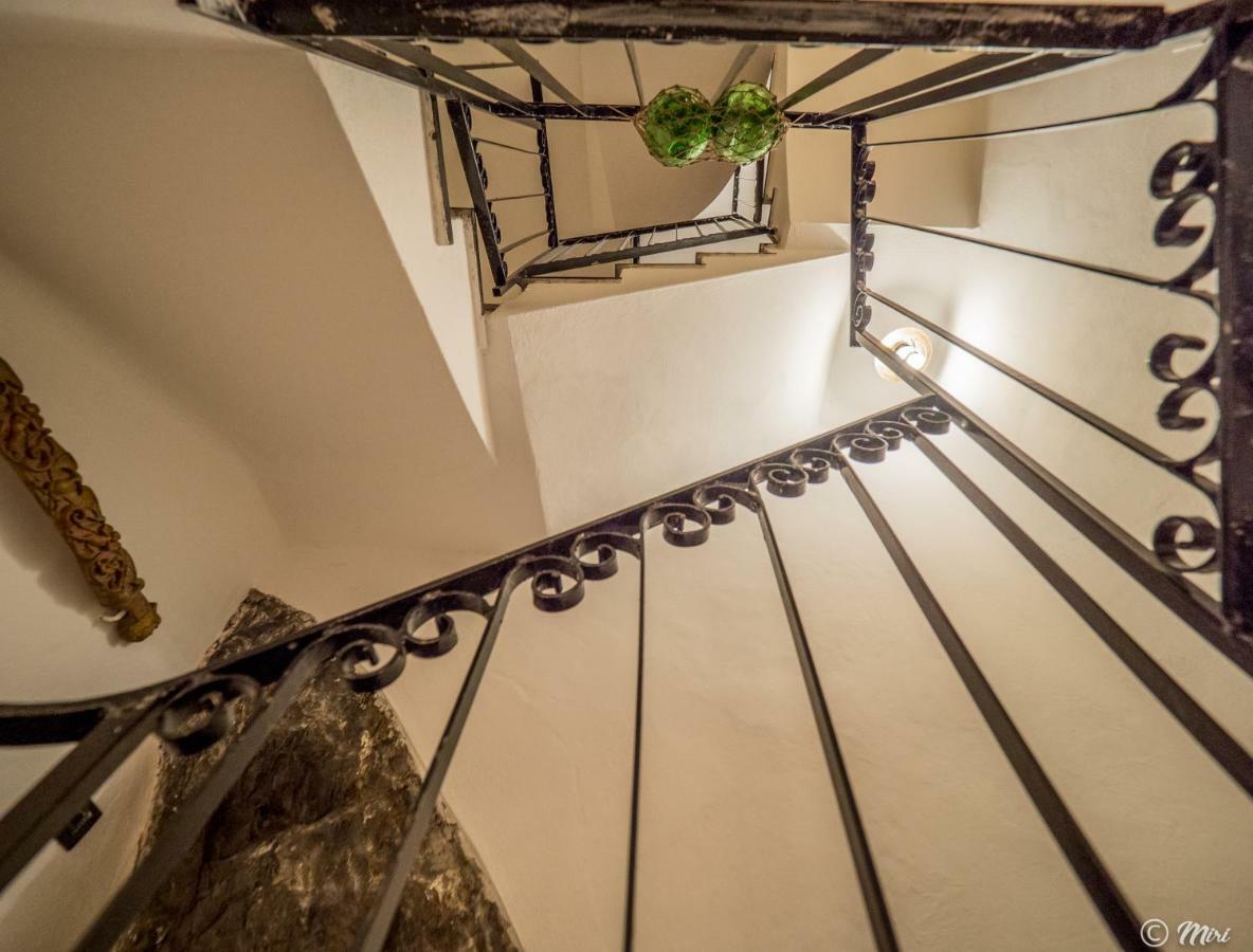 Refilea Sea View Tower Villa Vernazza Exterior photo